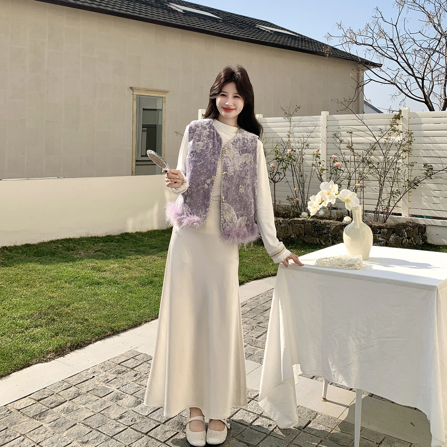 新中式国风刺绣丝绒马甲套装女春