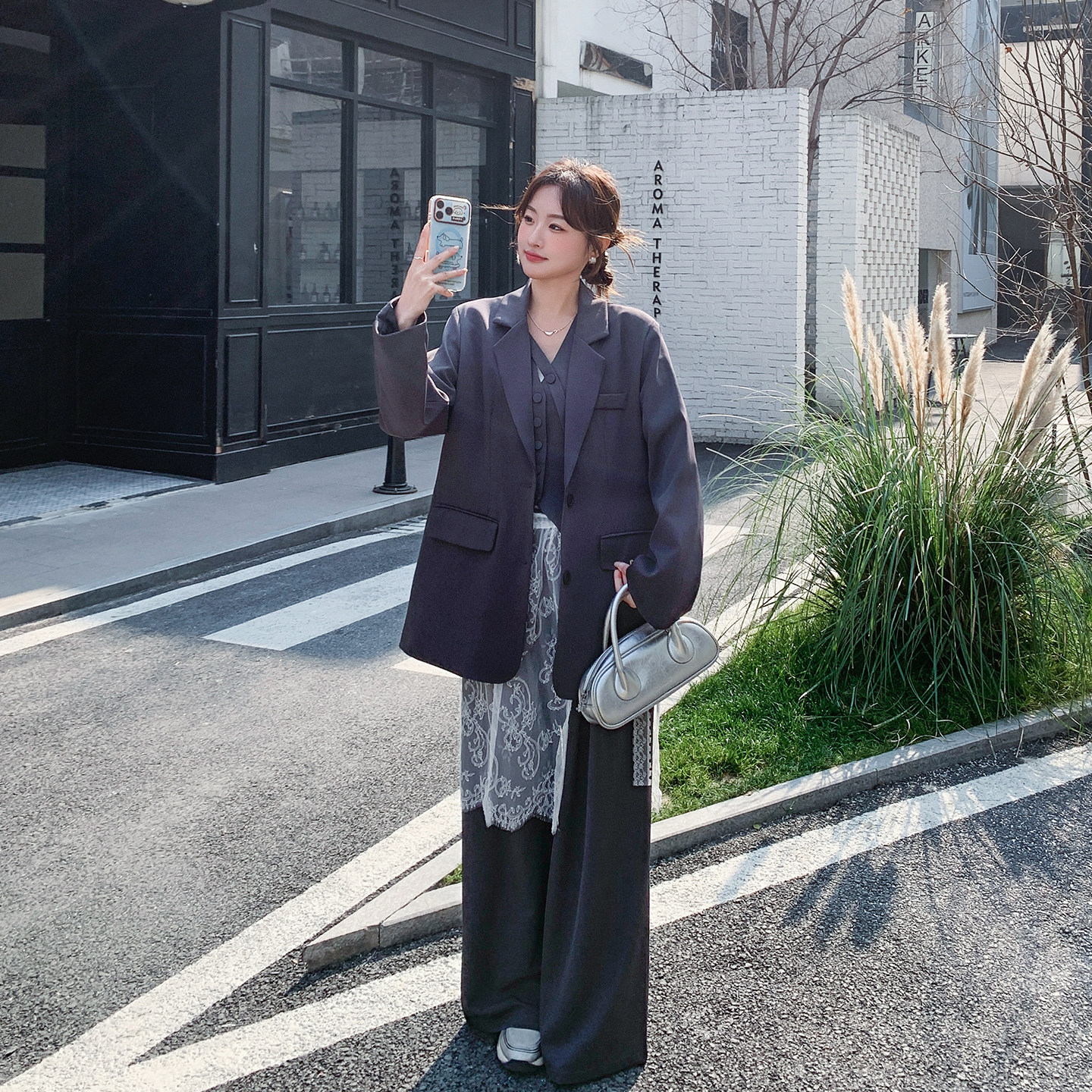 一整套ootd穿搭减龄套装女春季2026新款超火西装马甲阔腿裤三件套