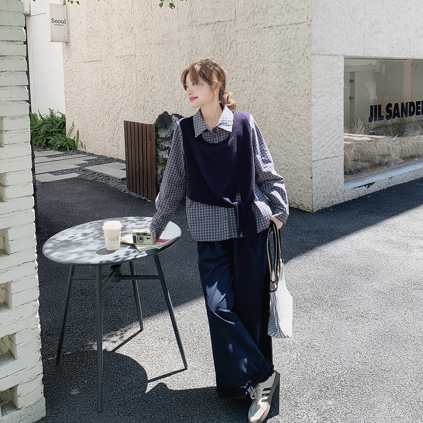 韩式搭配一整套假两件上衣套装女春季2026新款藏青色阔腿裤两件套