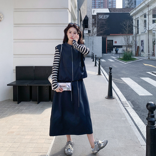 韩系工装风马甲条纹T恤套装女春季2026新款小个子ootd穿搭三件套