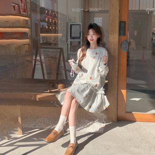 法式减龄碎花俏皮活泼圆领连衣裙女春季2026新款小个子爆款仙女裙
