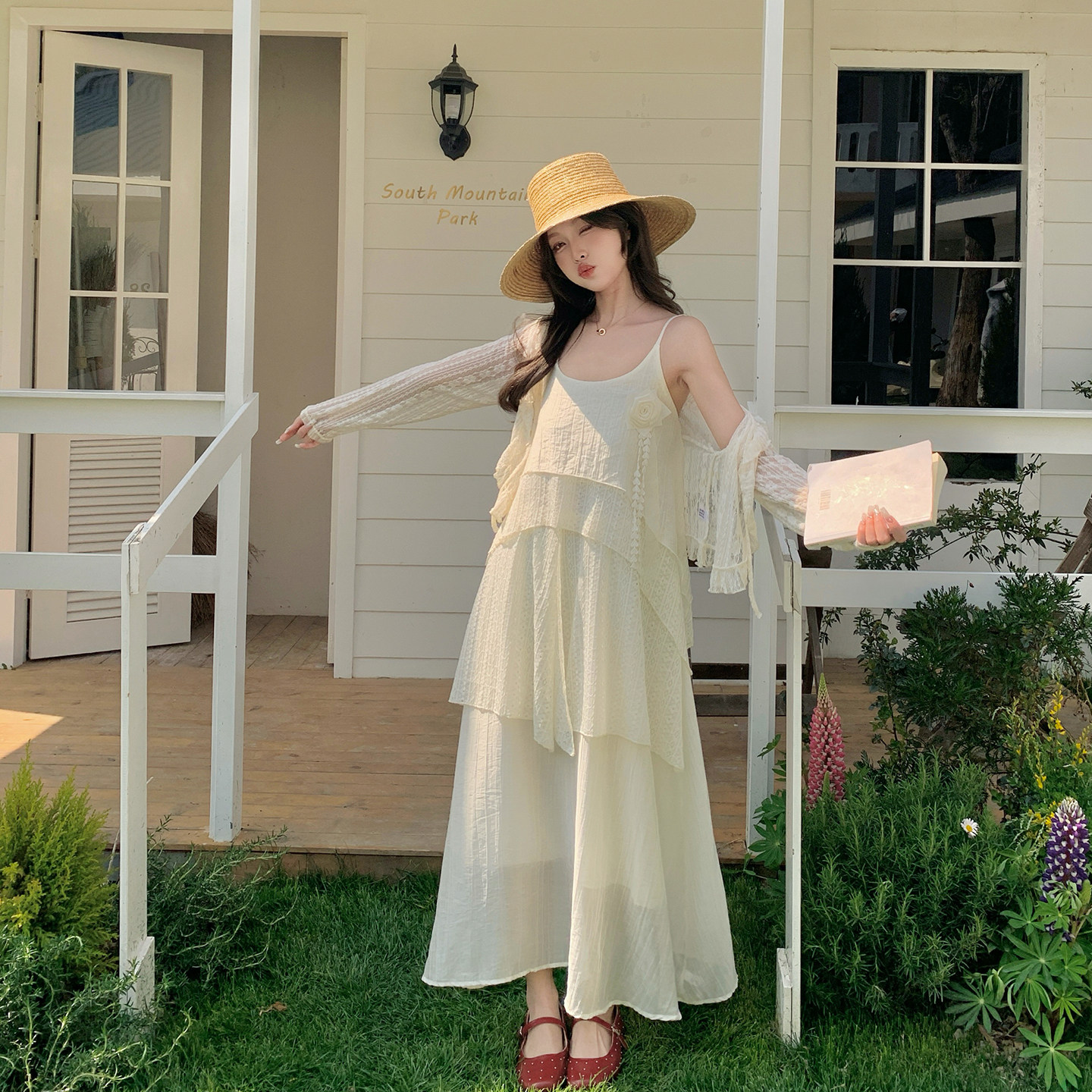 度假风法式巨好看吊带连衣裙套装女夏季2026新款绝美针织衫两件套