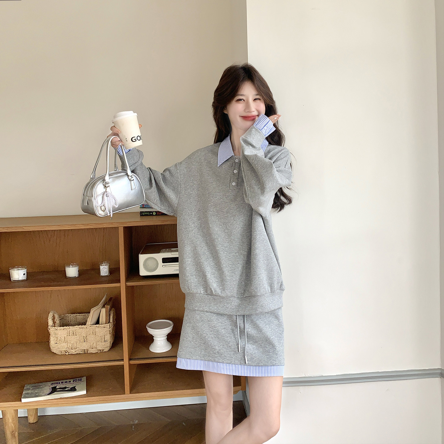 韩系风小个子休闲运动灰色拼接卫衣套装女春季2026新款短裙两件套