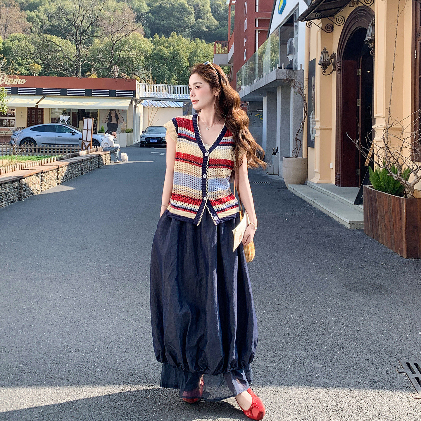 多巴胺撞色针织背心套装女夏季2026新款少女风巨好看半身裙两件套