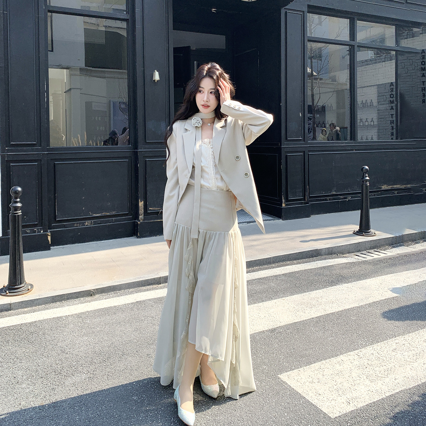 富家千金轻奢气质西装网纱不规则半身裙套装女春季2026新款两件套