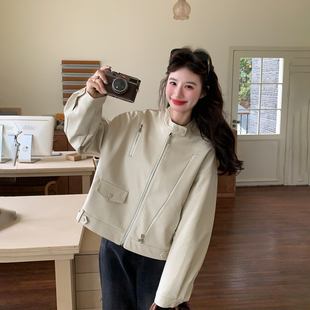 韩里韩气米白色立领短款皮衣外套女春季2026新款小个子机车服夹克