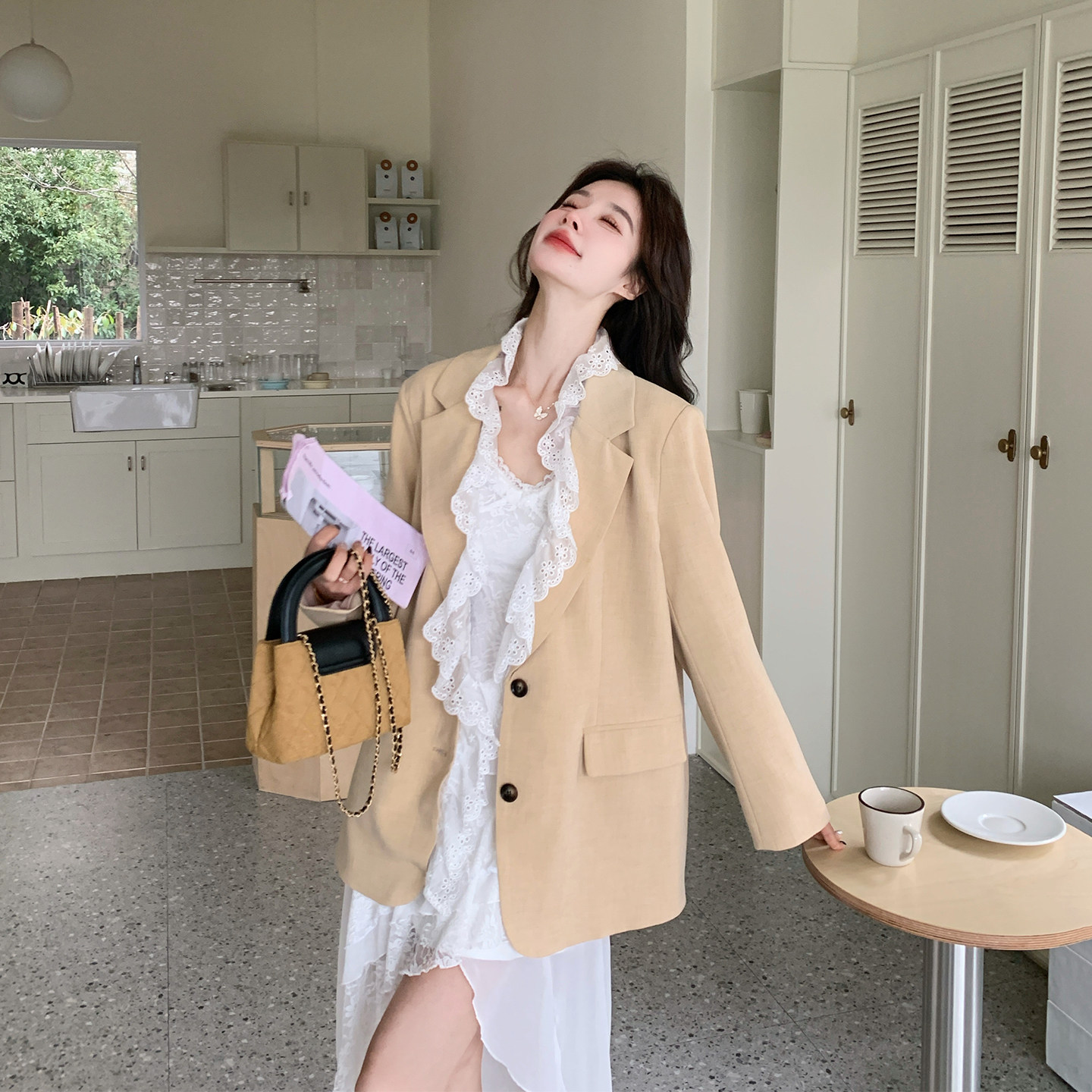 独特漂亮绝美超仙蕾丝西装外套女