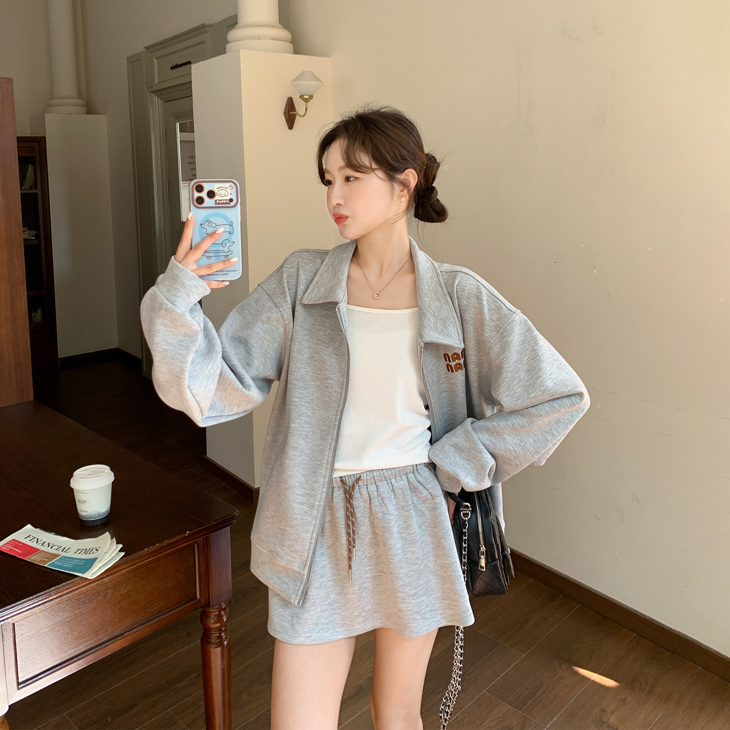 减龄气质休闲学院风灰色卫衣套装女春季2026新款小个子短裙两件套