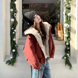 羊羔毛拼接红色连帽羽绒服派克服女冬季2025新款短款工装复古外套