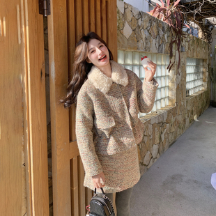 小香风甜美毛呢外套短裙套装女冬2025新款小个子90羽绒内胆两件套