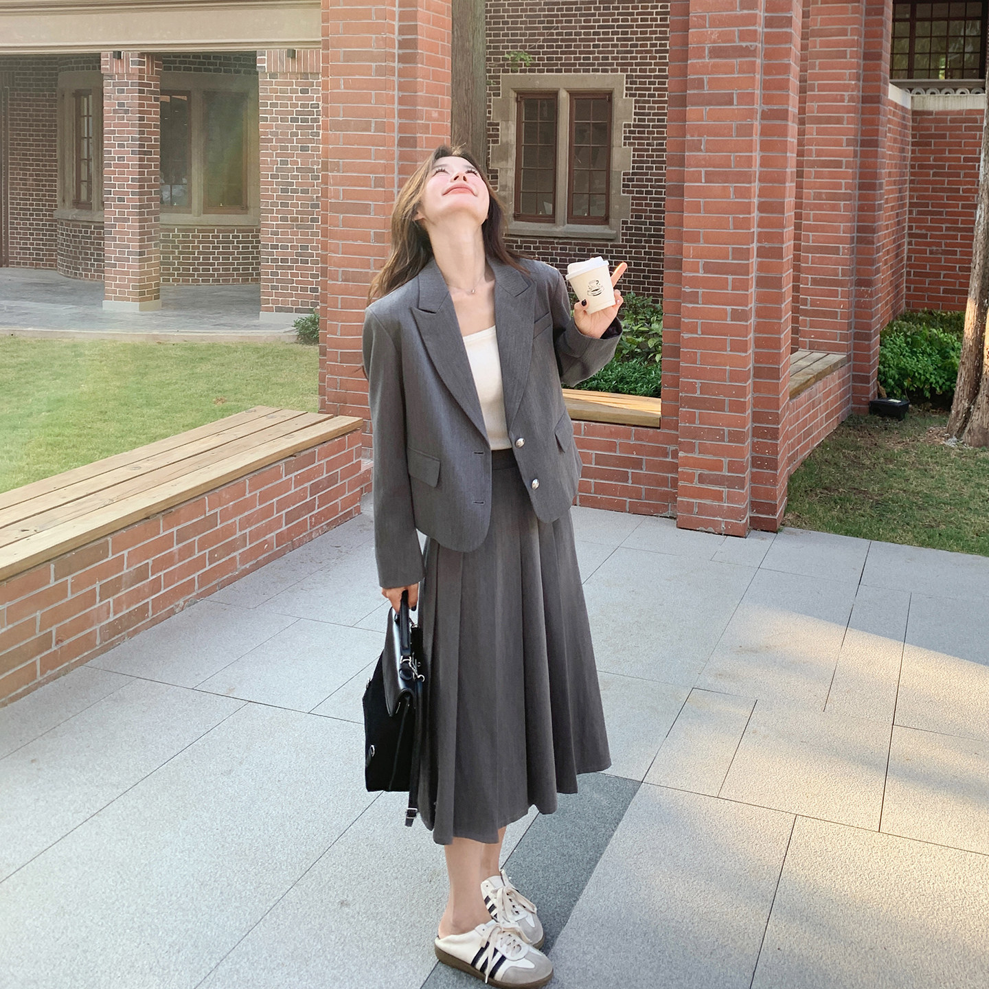 学院风甜美气质灰色ootd套装女春季2026新款西装外套百褶裙两件套,女装/女士精品,时尚套装,淘宝优惠券,粉丝福利购,淘宝优惠卷