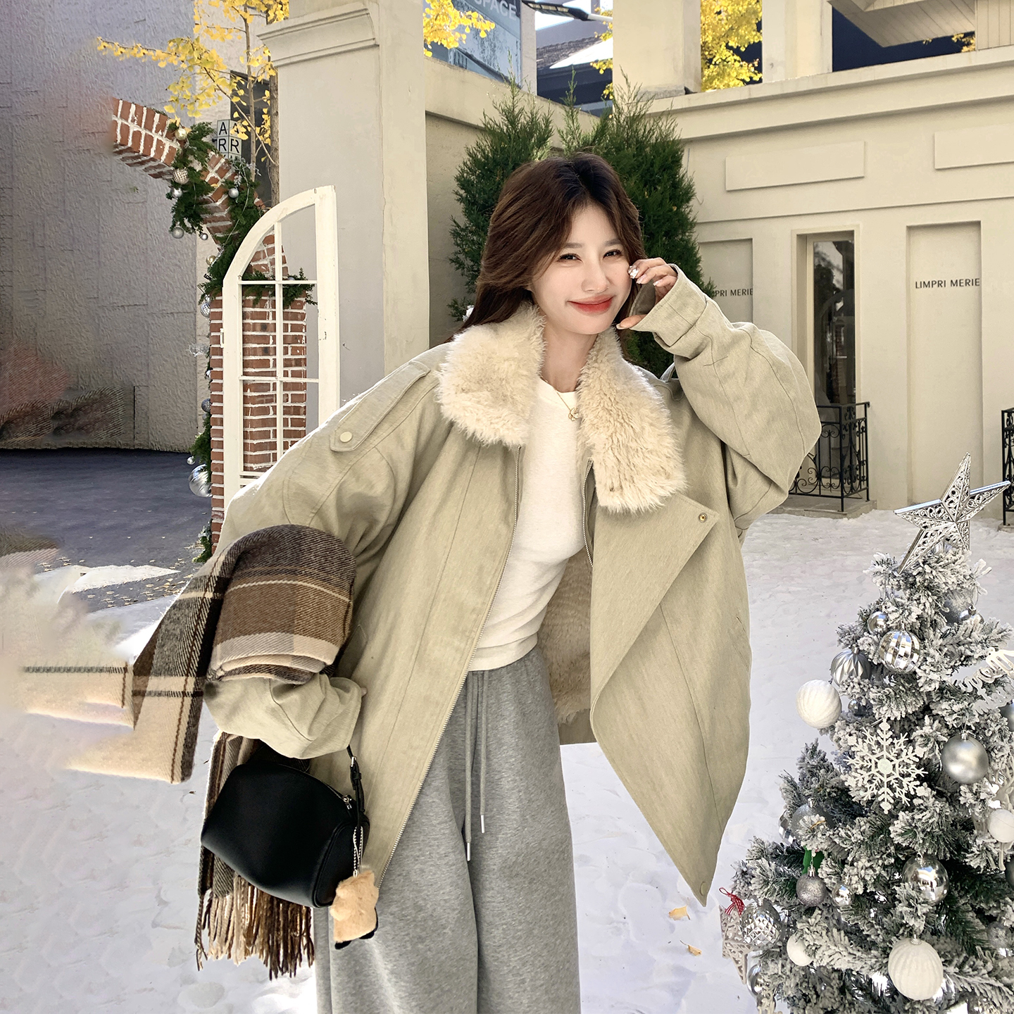 毛毛翻领加绒加厚派克服女冬新款