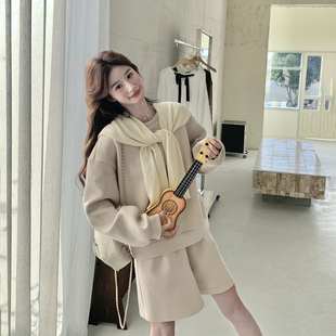 配披肩休闲运动风卫衣短裤套装女春季2026新款一整套小个子两件套