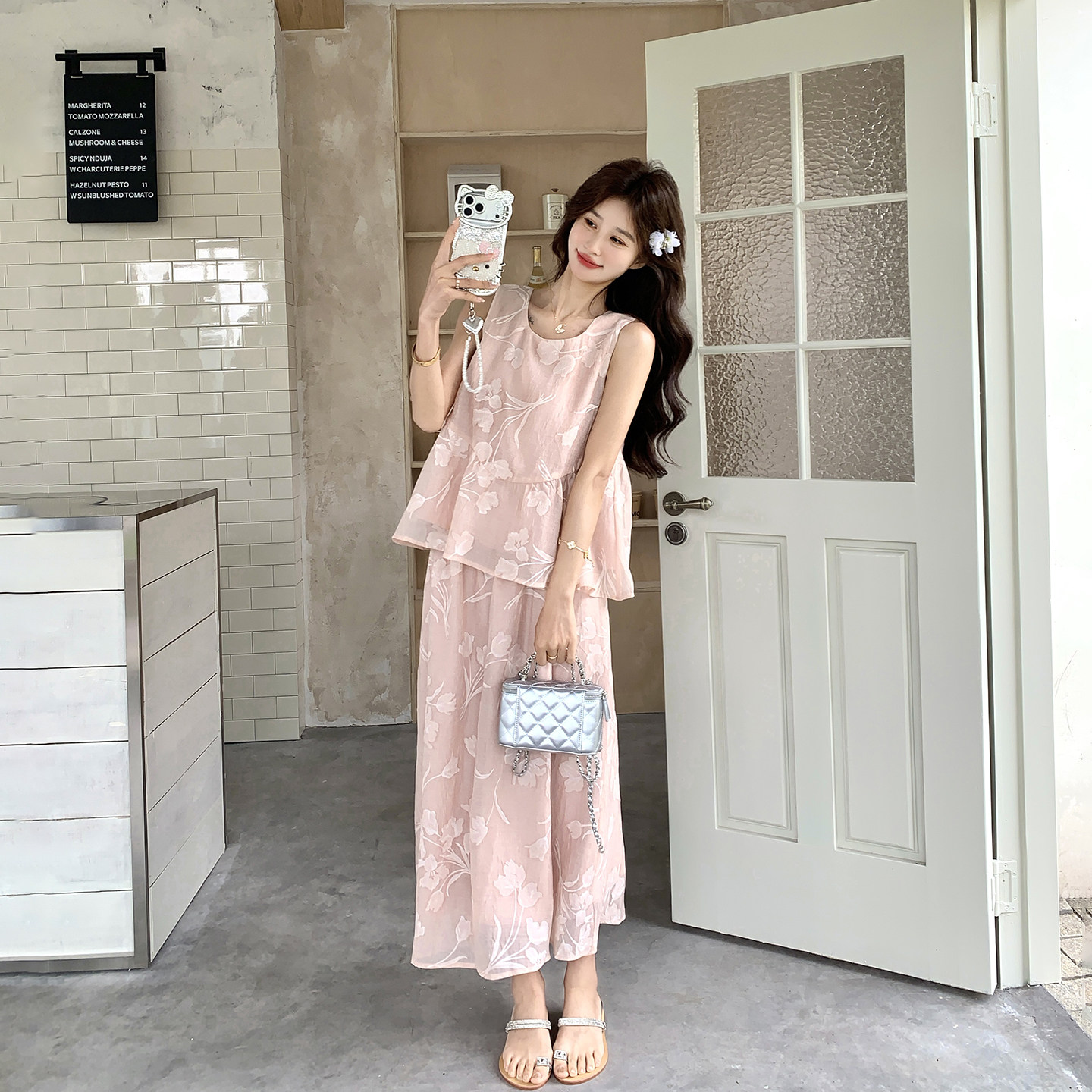 多巴胺粉色绝美花朵背心套装女夏季2026新款甜美减龄半身裙两件套