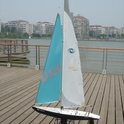 F5-E级竞赛2.4G遥控帆船模型飓风