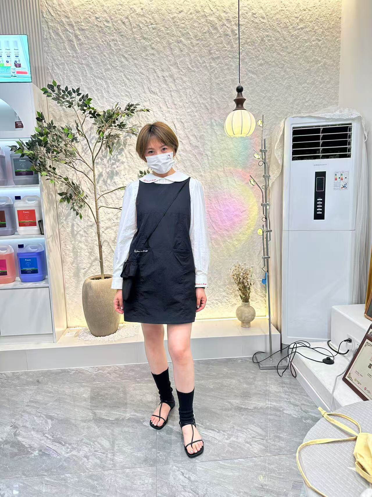 韩版宠物美容师工作服四季款A字小黑裙防沾毛拒水美甲店咖啡店