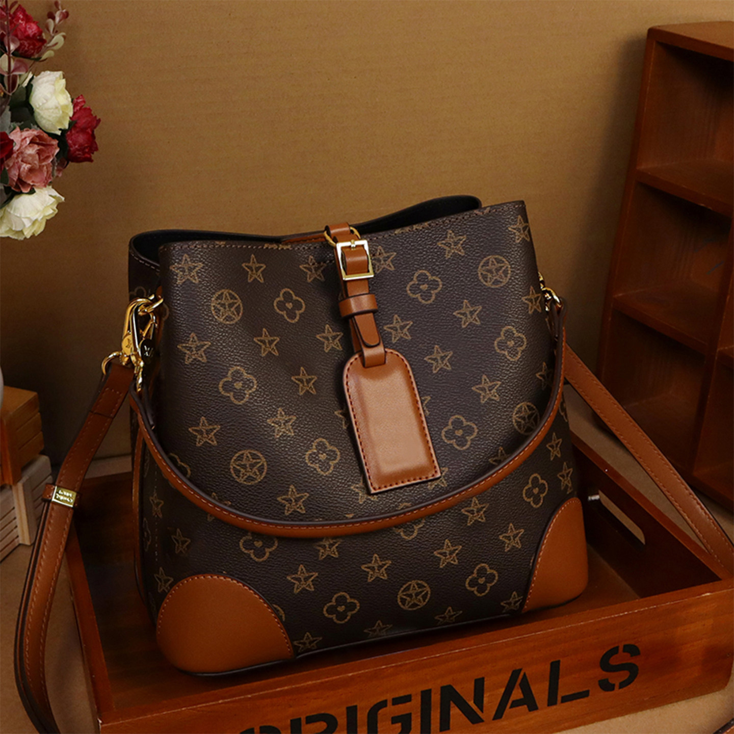 轻奢经典复古印花大容量水桶包女大容量手提斜挎包高级感老花女包