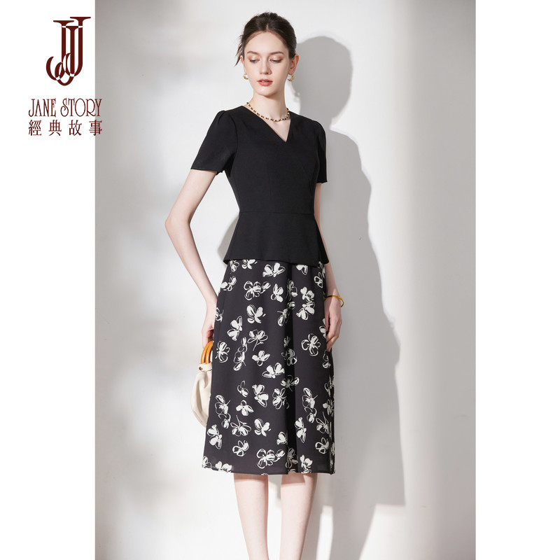 经典故事小个子V领雪纺连衣裙女2026新款夏季掐腰显瘦假两件长裙