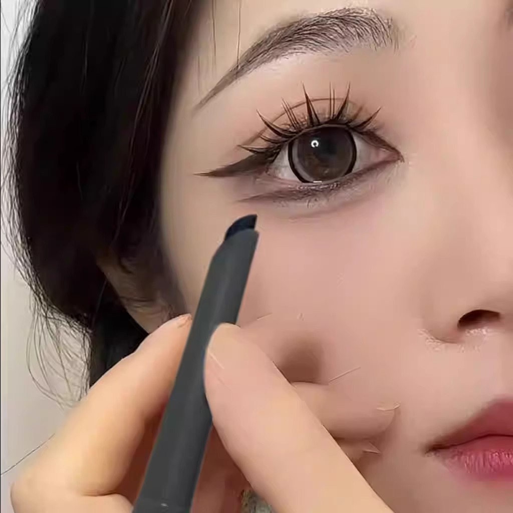 新中式get!眼线胶笔防水防蹭持久不晕染红色极细眼线笔狐系棕色