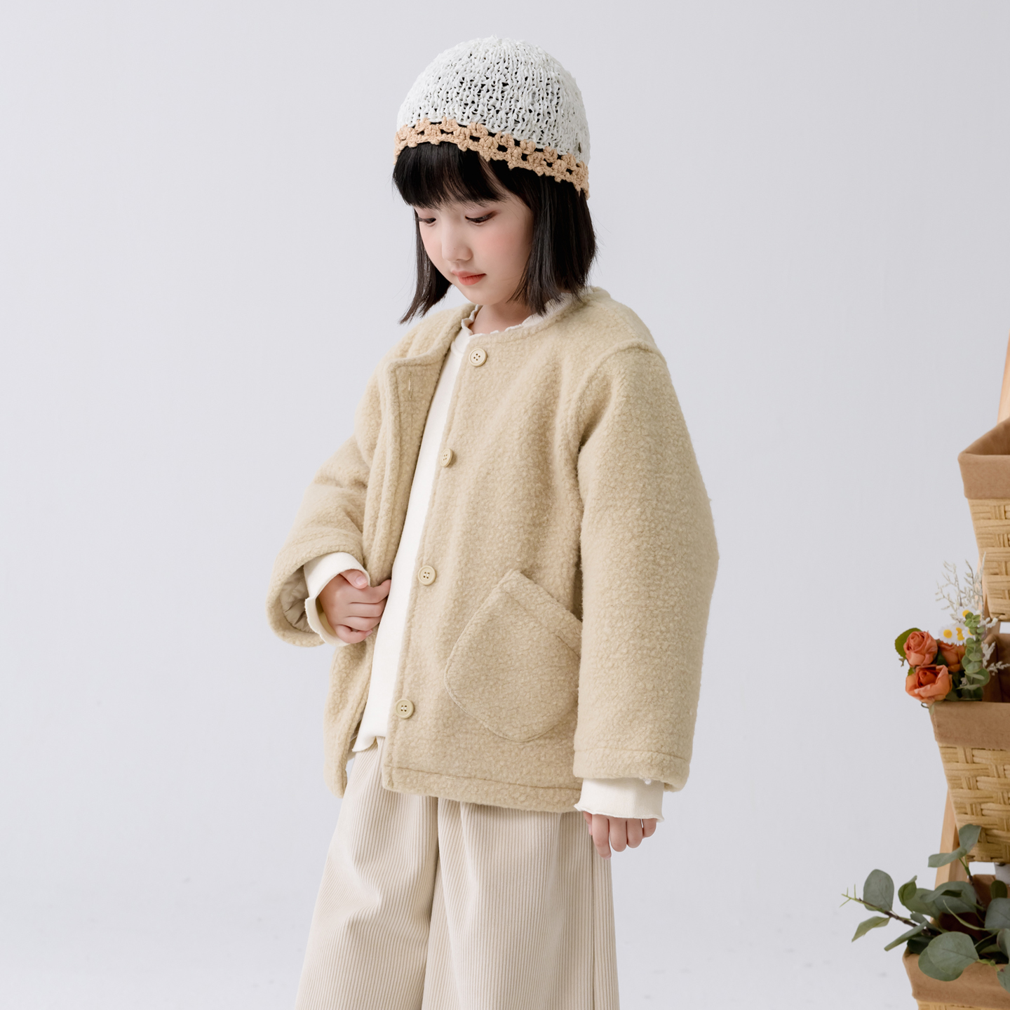 哈依鲁2025冬季新款女童加绒夹棉外套儿童宽松毛呢加厚保暖上衣潮