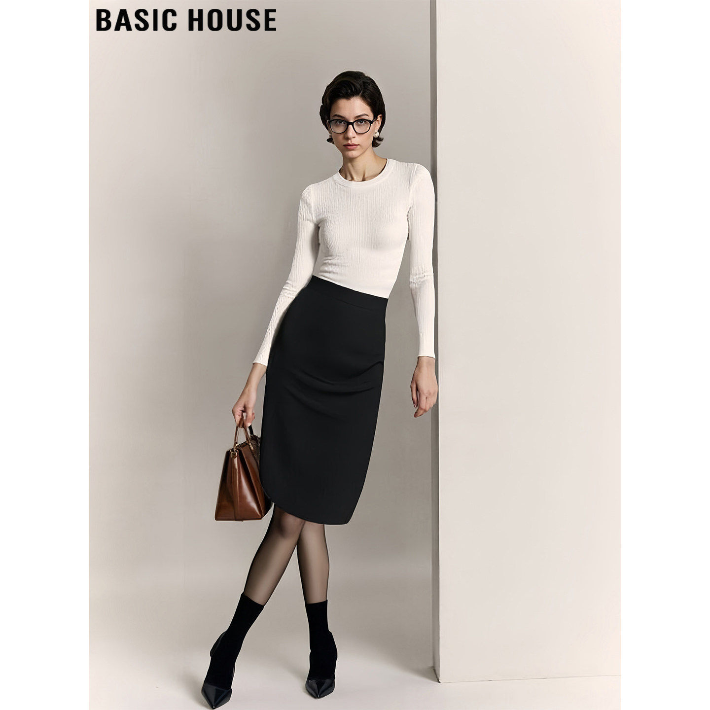 Basic House/百家好黑色西装半身裙女2026春季新款气质高腰包臀裙,女装/女士精品,半身裙,淘宝优惠券,粉丝福利购,淘宝优惠卷