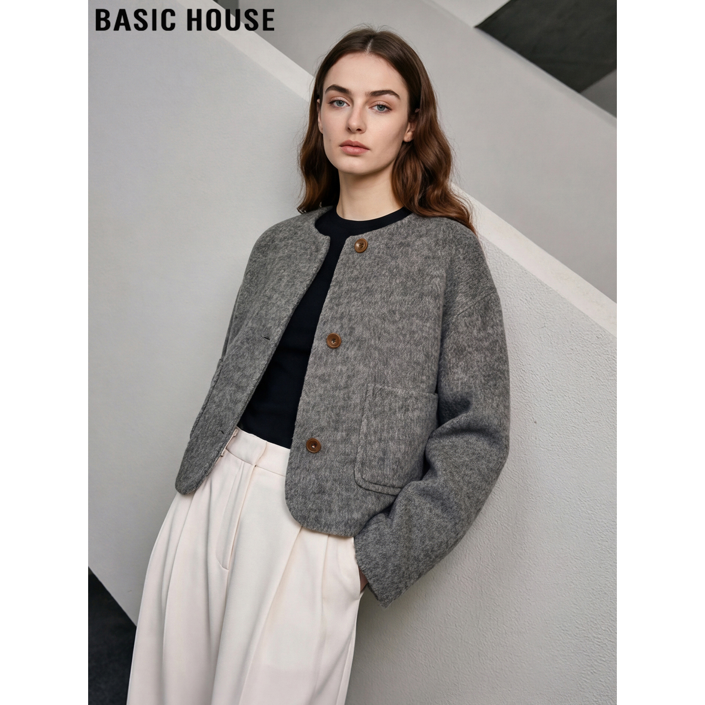 灰色圆领毛呢外套加厚呢子上衣女