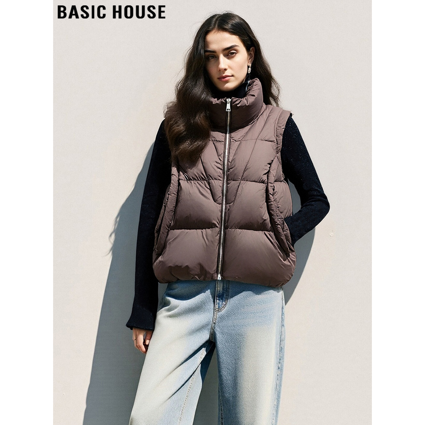 Basic House/百家好咖色立领90鸭绒羽绒马甲女冬季美拉德加厚外套,女装/女士精品,羽绒服,淘宝优惠券,粉丝福利购,淘宝优惠卷