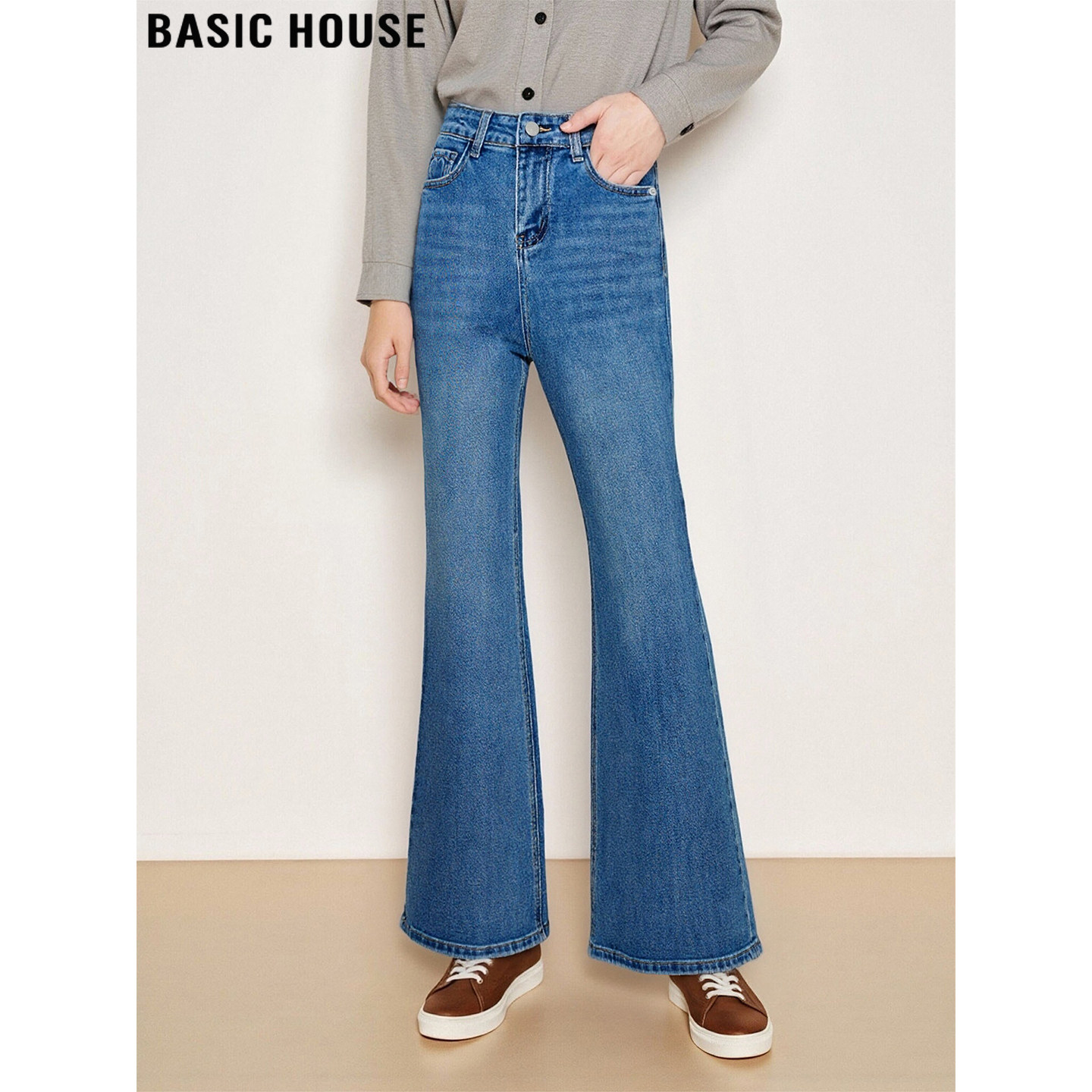 浅蓝色微喇牛仔裤高腰喇叭裤女士