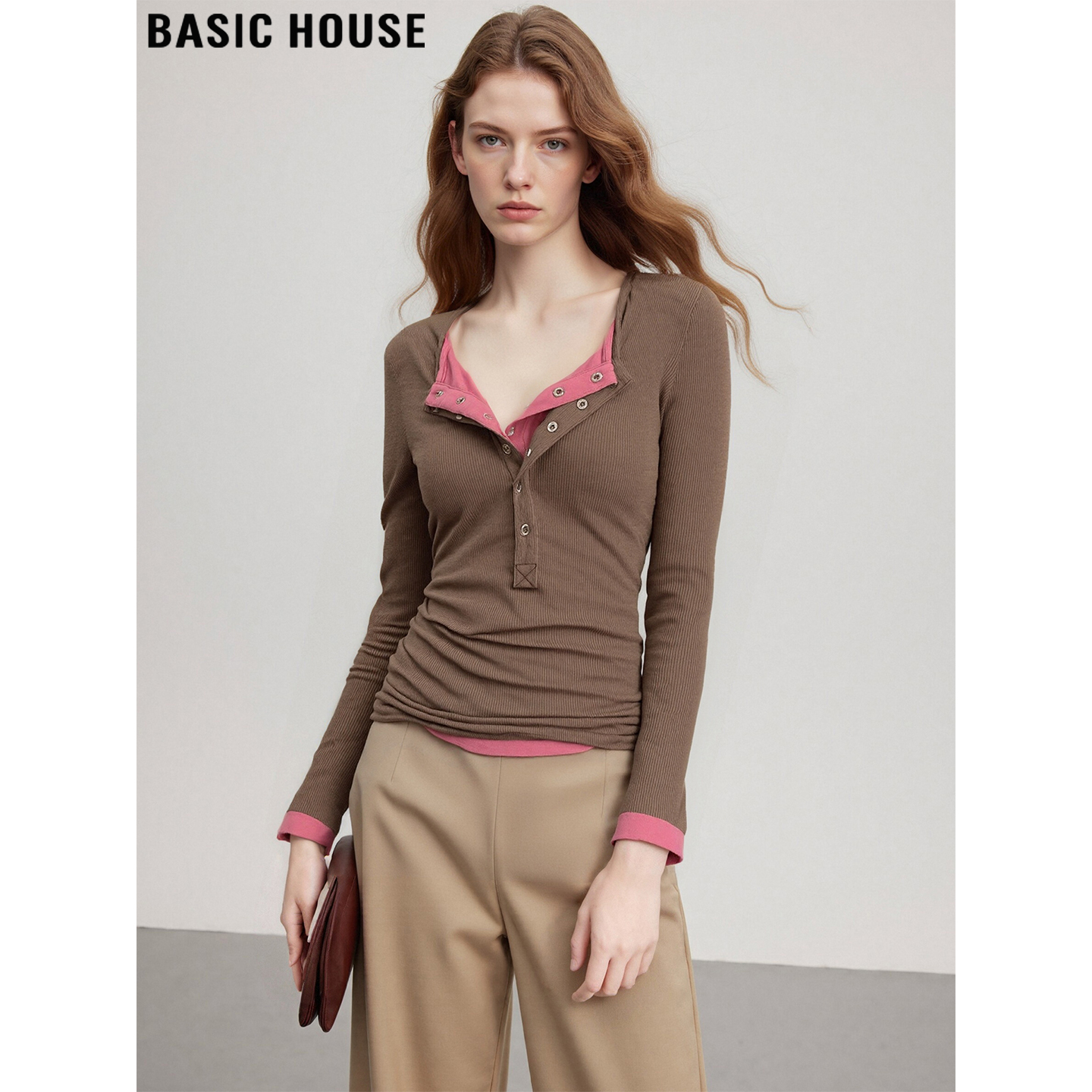 百家好撞色半开领长袖T恤女修身