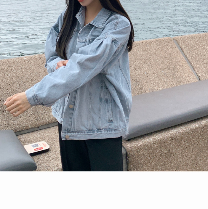 韩国代购外套 2023春秋女装褶皱设计复古磨白浅蓝色宽松牛仔夹克