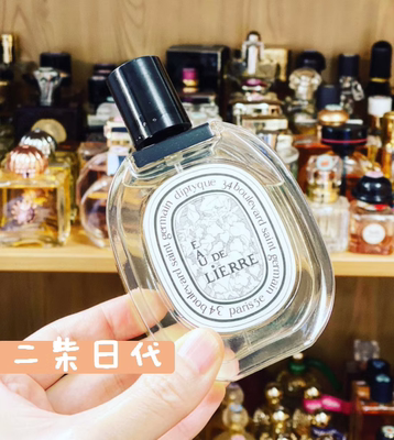 蒂普提克无花果香水小样纸上