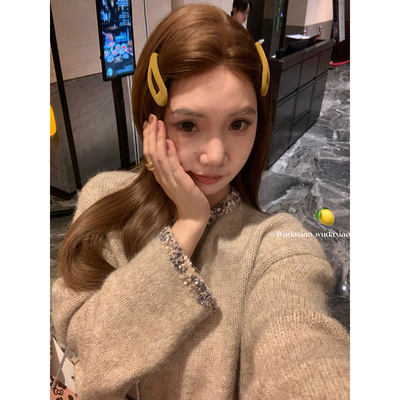 （吴大笑）米兰画报～气质大牌风毛流感百搭圆领小香编织拼接毛衣