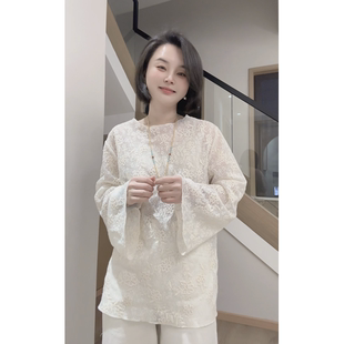 大掌柜推荐《梦里花》新中式刺绣宽松型衬衫女蕾丝打底圆领小衫