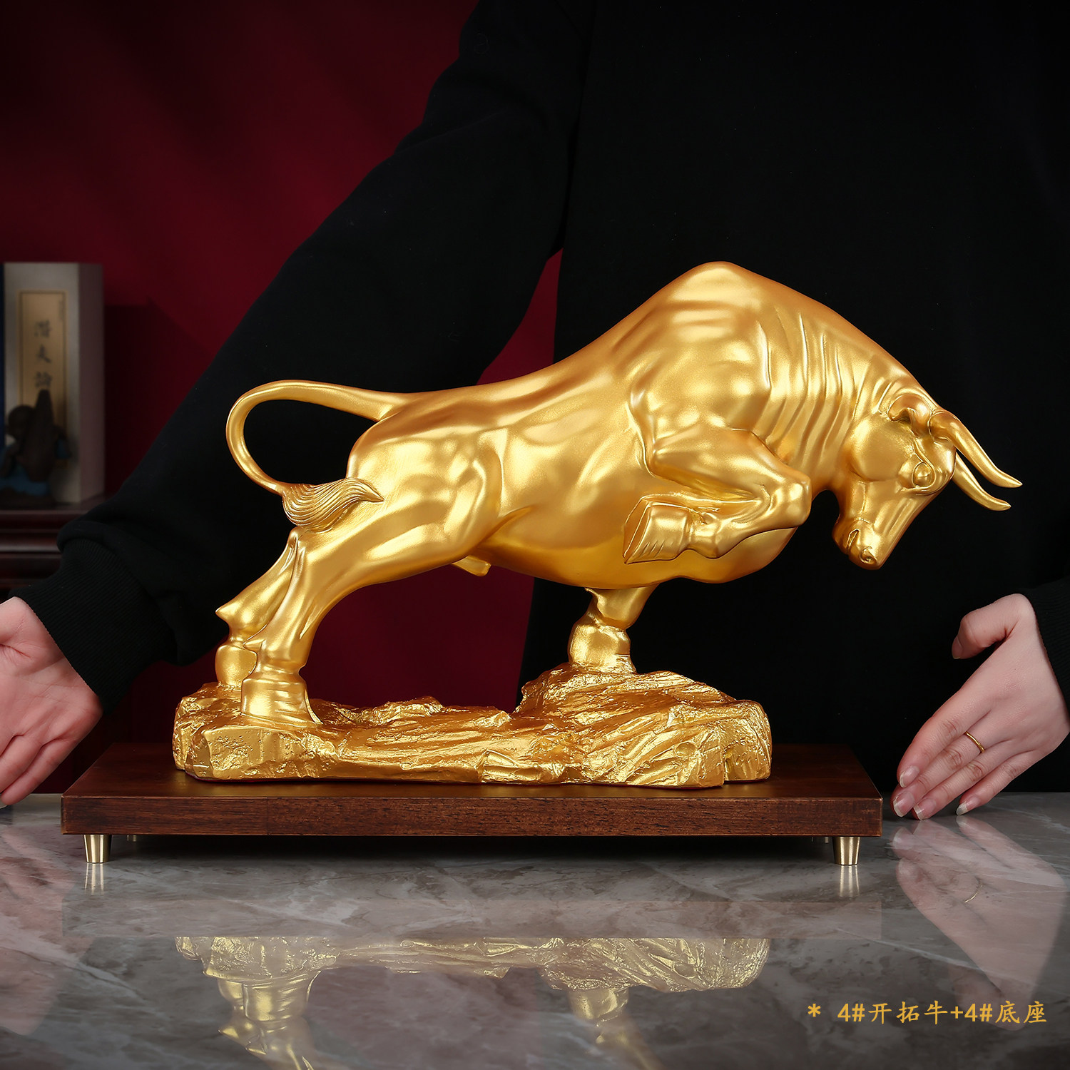 黄铜摆件开拓牛气冲天玄关