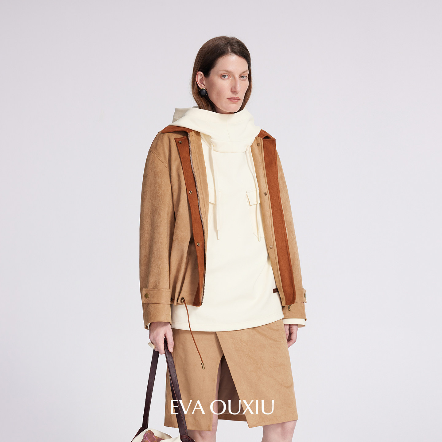 EVAOUXIU商场同款撞色拼接夹克2026年春女新款复古时髦麂皮短外套,女装/女士精品,短外套,淘宝优惠券,粉丝福利购,淘宝优惠卷