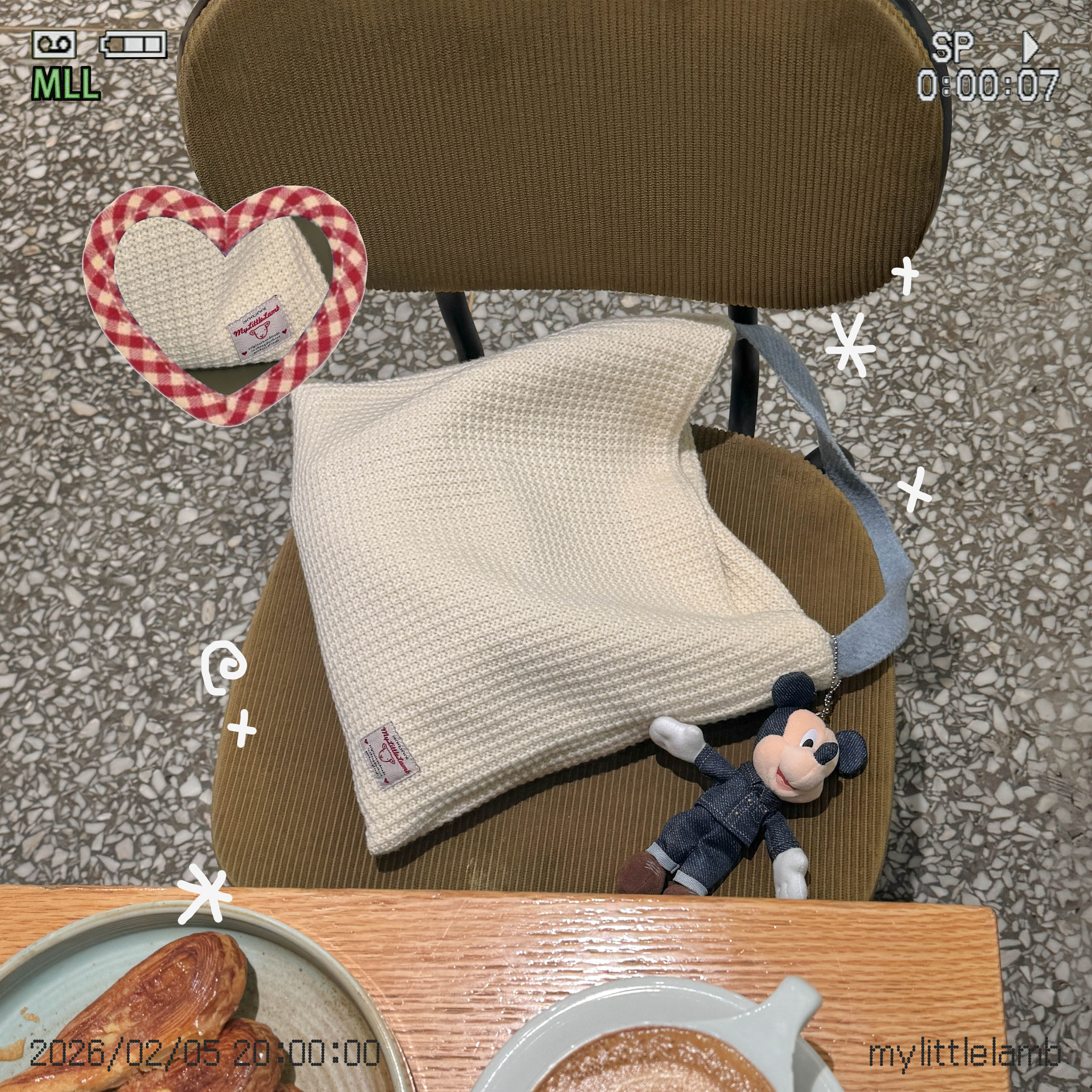 mylittlelamb 25. “糖果和华夫饼” 两色羊毛单肩腋下包白色针织