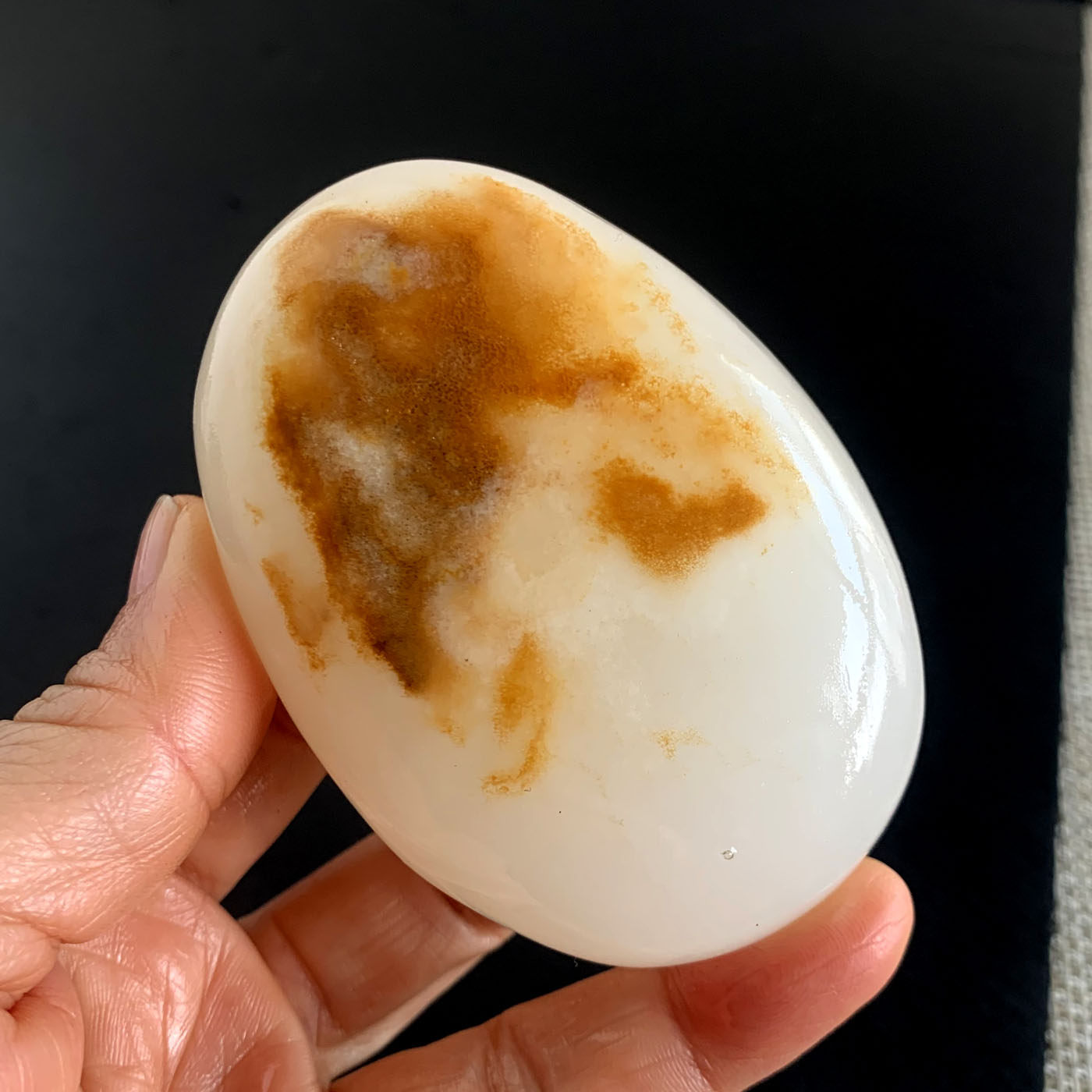 天然阿富汗白玉把玩碳酸盐质玉