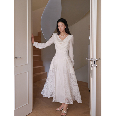 法式荡领小众设计领证订婚连衣裙