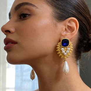 法式中古重工金色珍珠贵气耳钉轻奢高级感气质大气耳环时髦耳饰