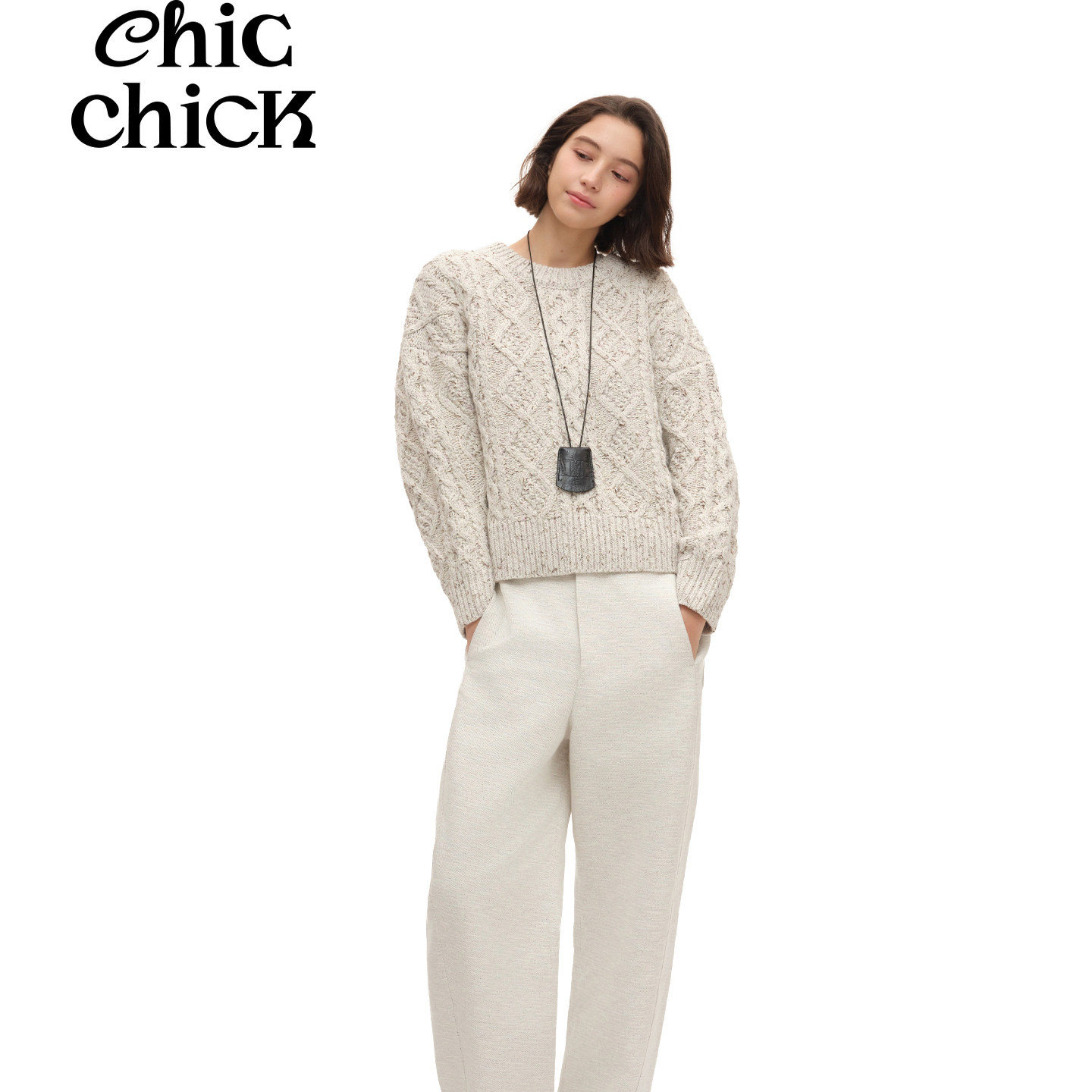 ChicChick时髦小鸡新品 复古藤校风 米灰白杂色花纱套头绞花毛衣