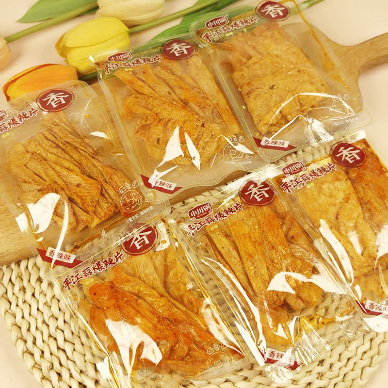 平江特产小川锅大辣片豆皮香辣味小袋装麻辣片网红爆款散装小零食
