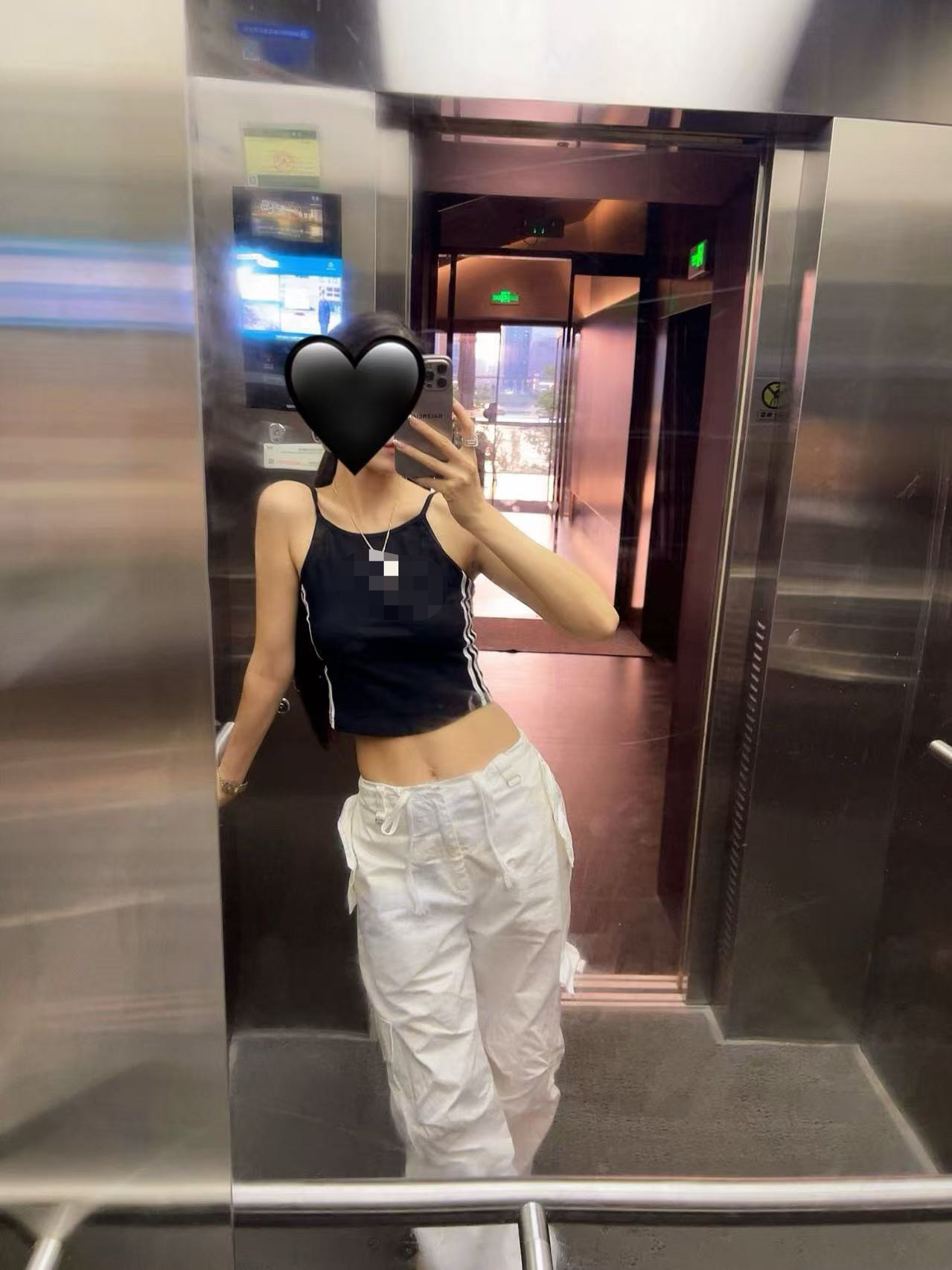 Muou.fashion美式复古辣妹风字母印花吊带背心女修身显瘦短款上衣,女装/女士精品,背心吊带,淘宝优惠券,粉丝福利购,淘宝优惠卷