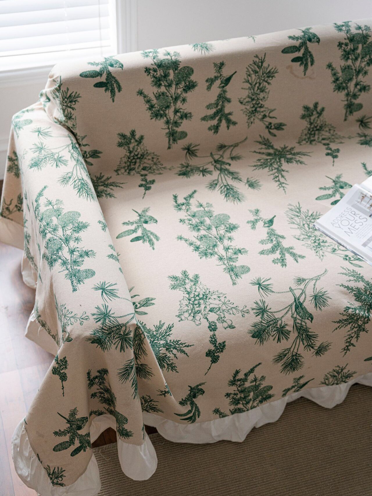 새로운 프랑스 스타일의 작은 신선한 목가적 인 면화 나병 모든 항목을 포함하는 소파 커버 다목적 방진 프릴 커버 천으로 식탁보