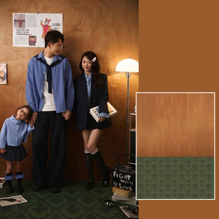 新款全家福木纹拍照写真背景布室内木板全家福一家三口拍照背景纸