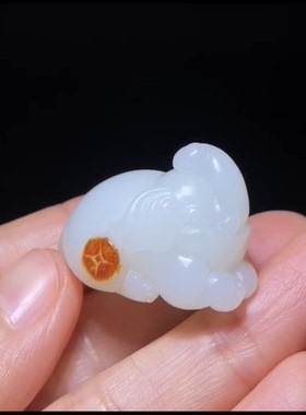 新疆和田籽料 大象 吉祥 一级白 油润细腻 形状饱满 30×22×22mm