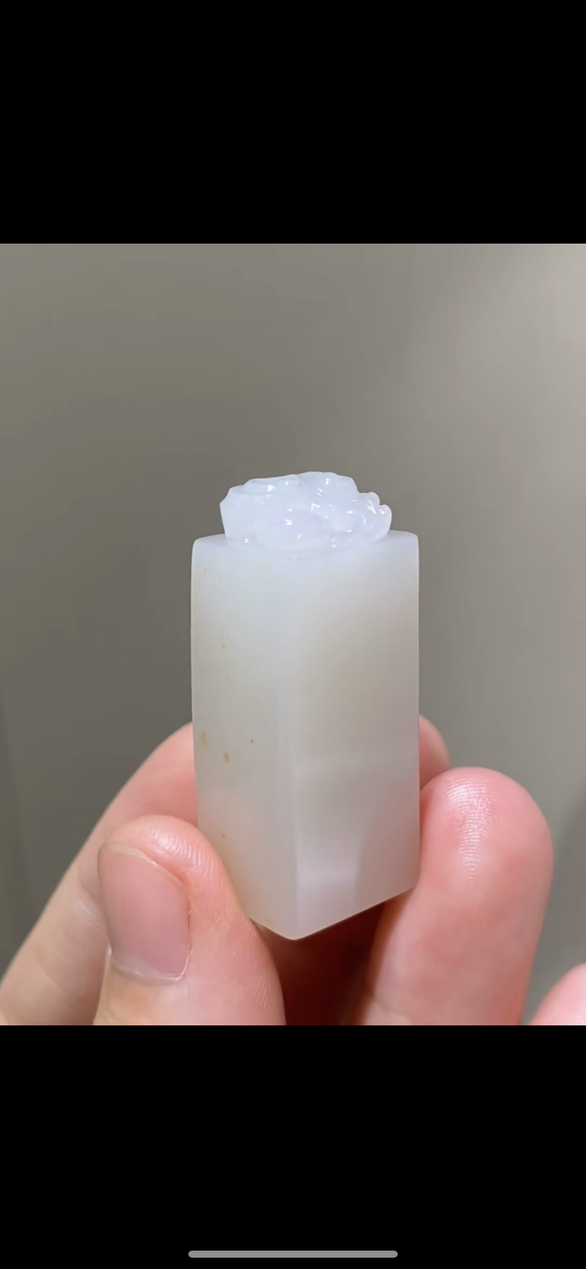 天然精品新疆和田籽料 如意印章挂坠 留原皮正品带证书二十年老店