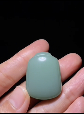 天然精品和田玉碧玉平安无事牌颜色好细度过灯正品带证书全国复检