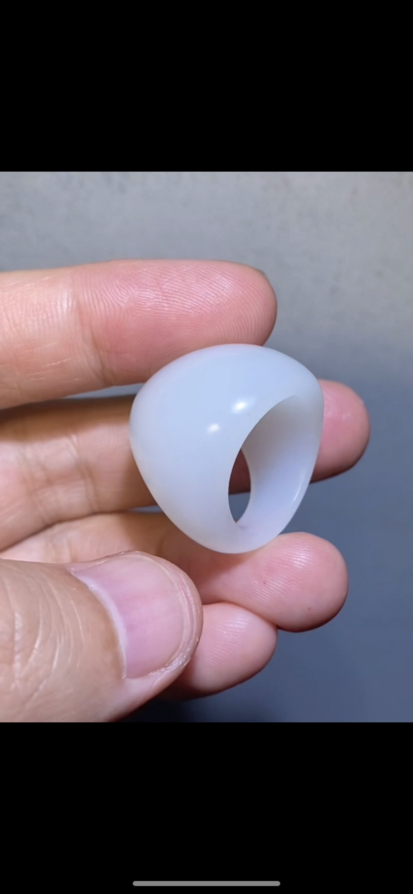 天然正品新疆和田玉籽料 面包戒 一级白 温润细腻17mm 带证书全检