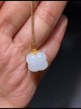 精品新疆和田玉籽料 柿子 事事如意 一级白细18k金镶嵌18×12.5mm
