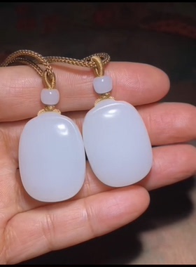 精品新疆和田玉籽料平安无事对牌一级白油性好温润细腻31*24*12mm